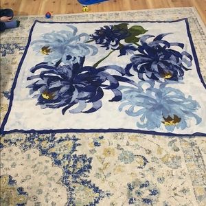 4/$12 NWT Blue Floral Square Scarf